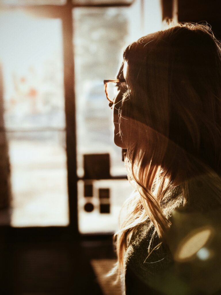 Ich habe Angst zu viel zu sein! Was hinter emotionaler Abhängigkeit wirklich steckt